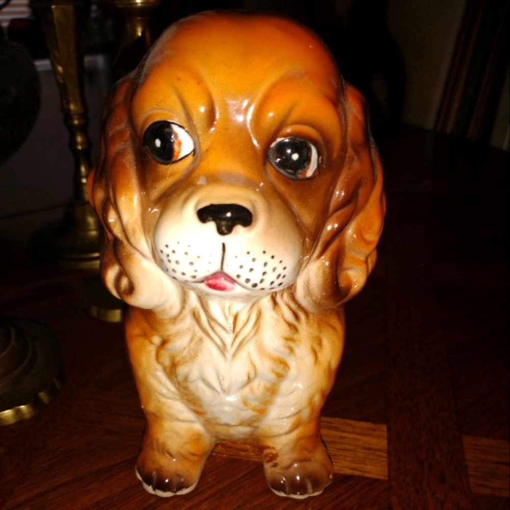 Puppy dog planter. By Inarco
